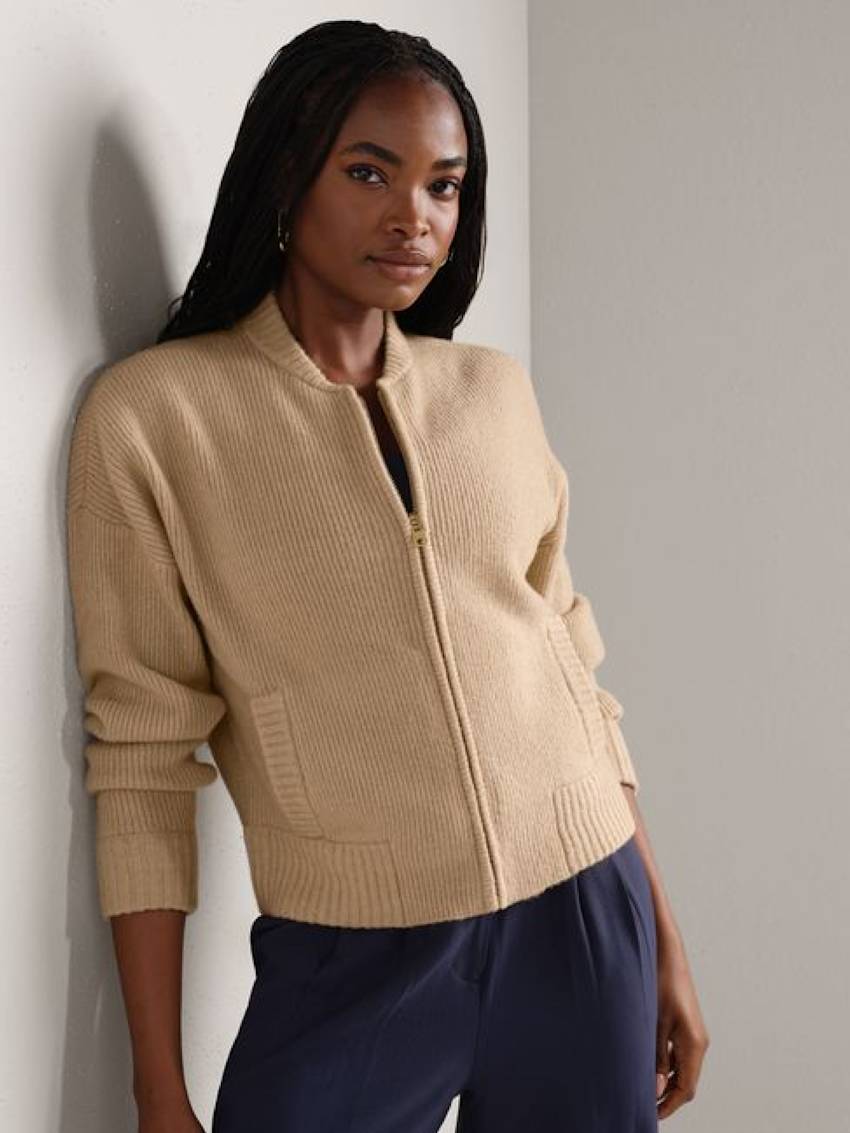 トップス louren volume hand knit outer トップス louren volume hand knit outer Hand Knit Top White