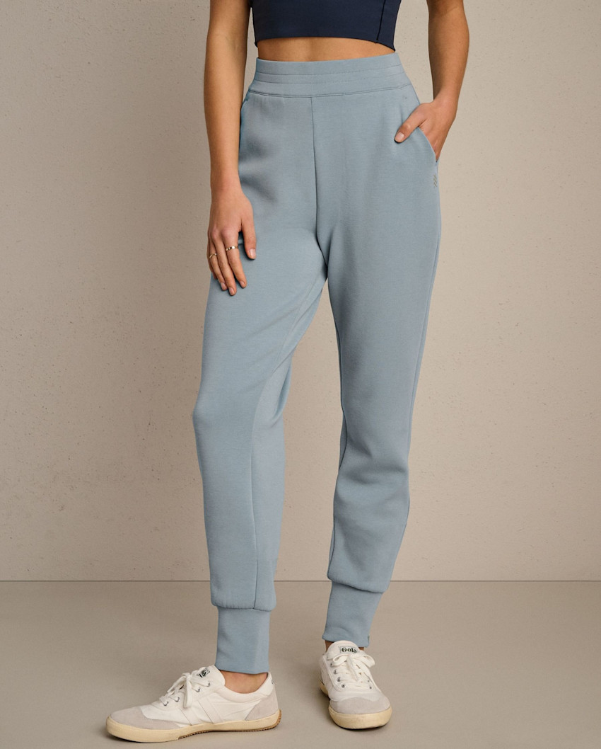 DreamGlow™ Tapered Pant