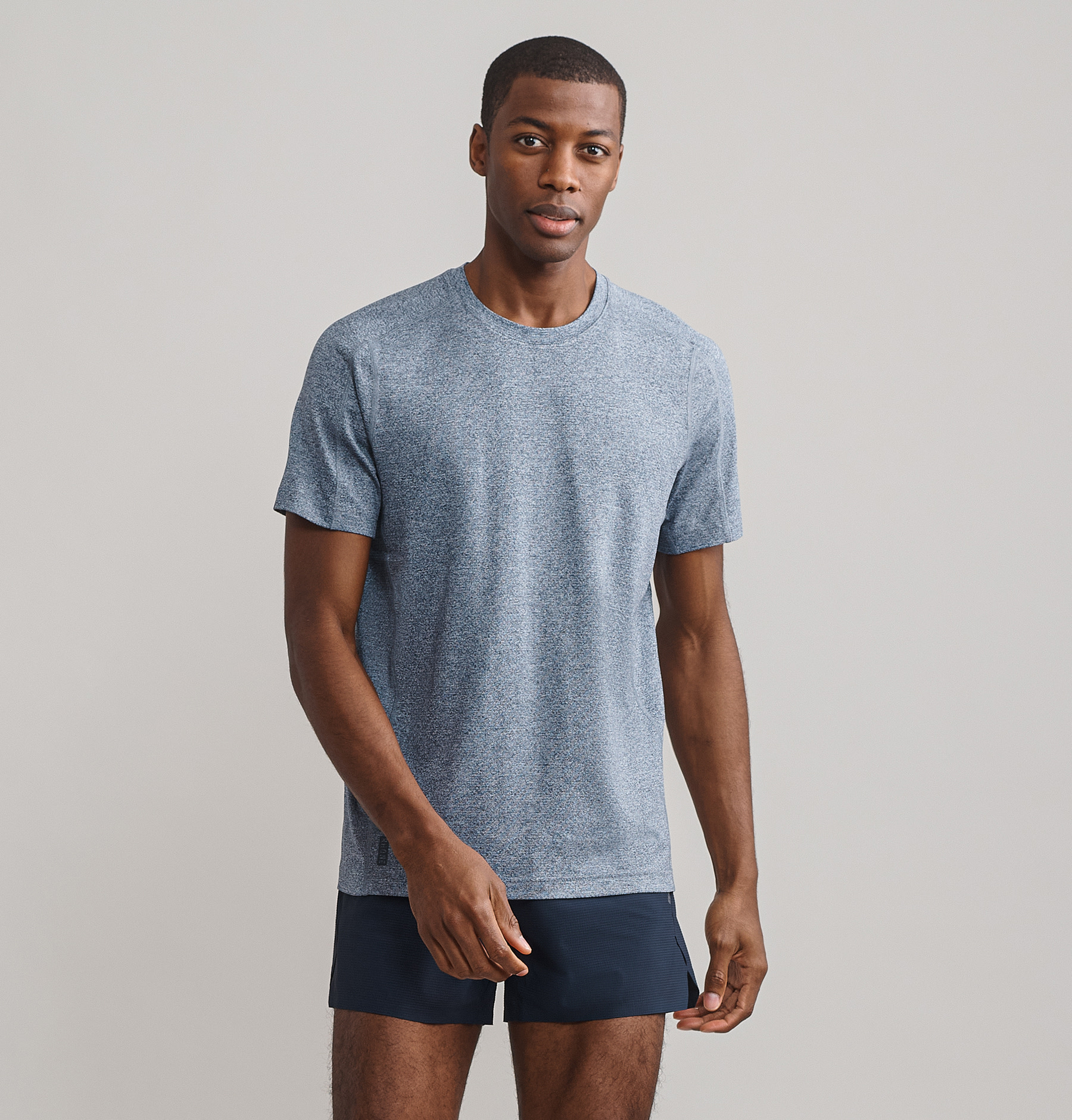 01.07.24-mens-invuctus-shirt-2block