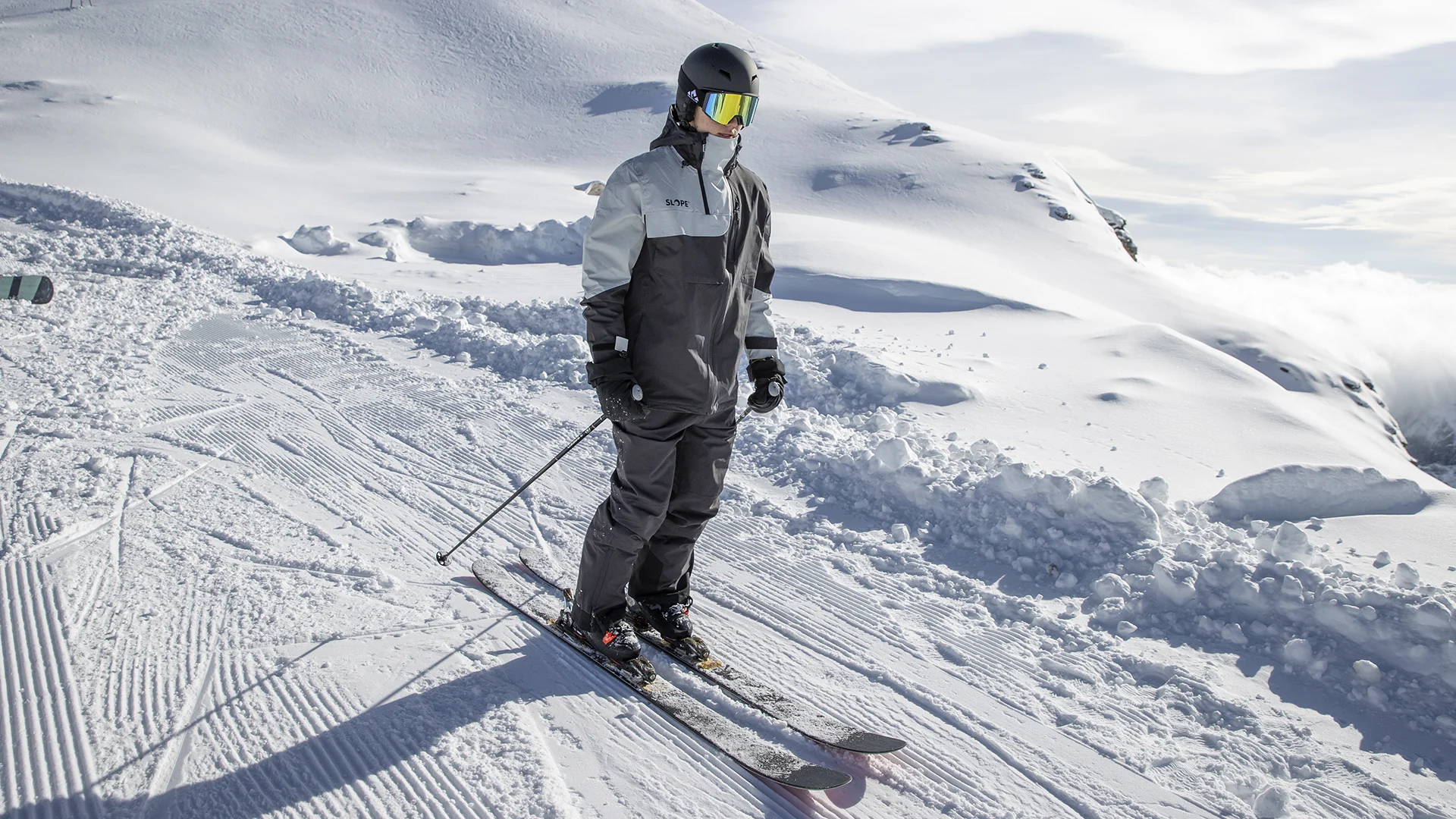 Billede - Outdoor univers - Skitøj og -udstyr