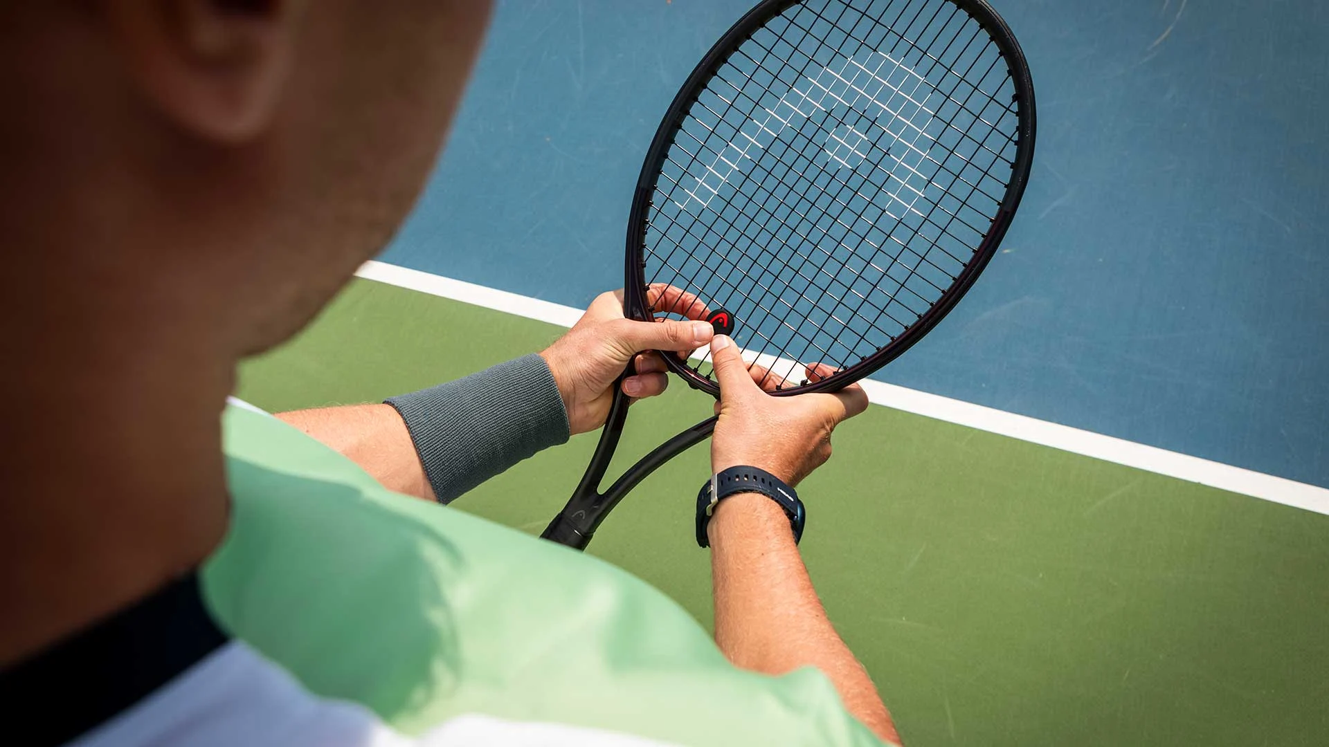 Det skal du kigge efter, når du køber en tennisketcher