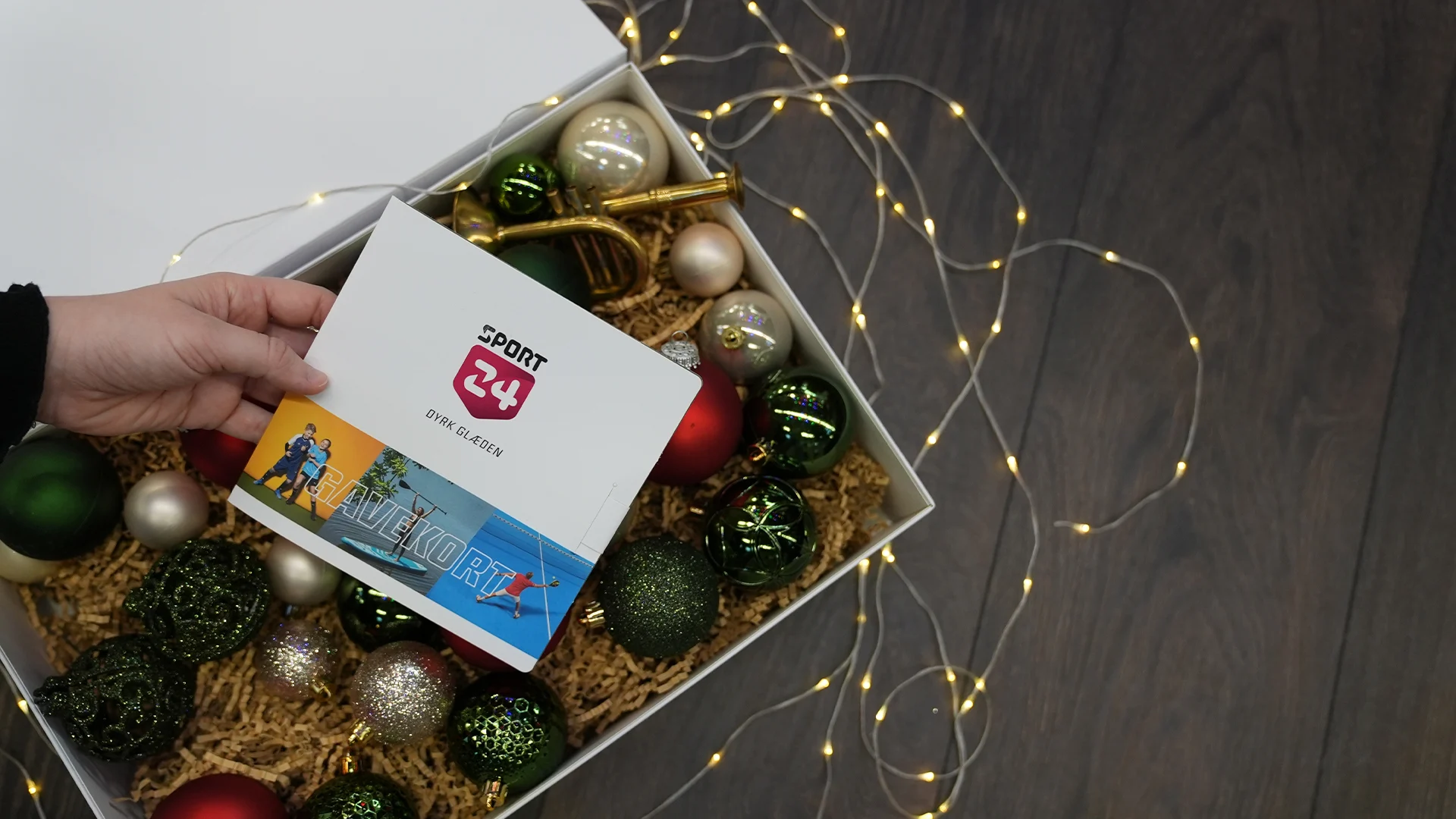 Gavekortjulegaveuniers tekst og billede