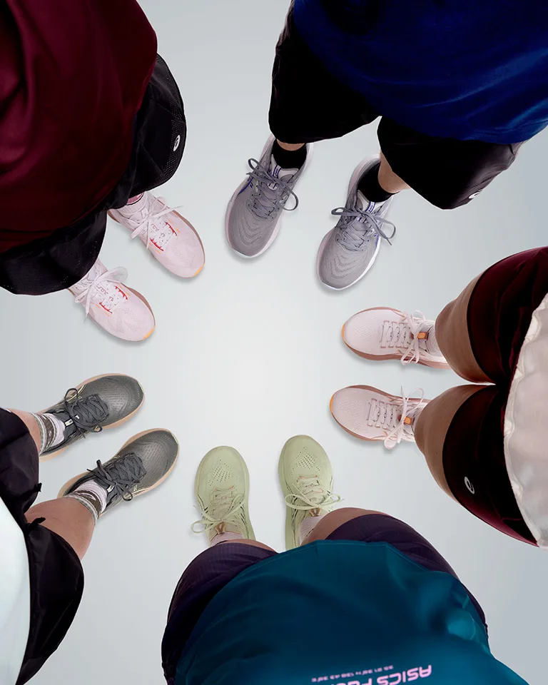 Med ASICS løbesko