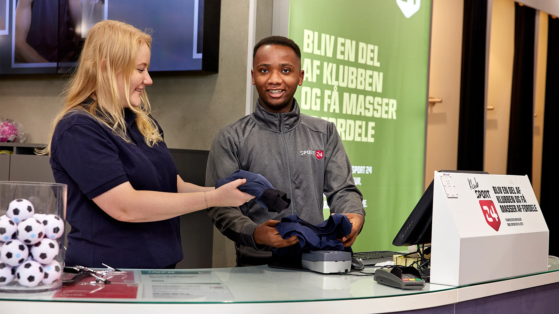 Vi spiller sammen med dig, i butikken - billede