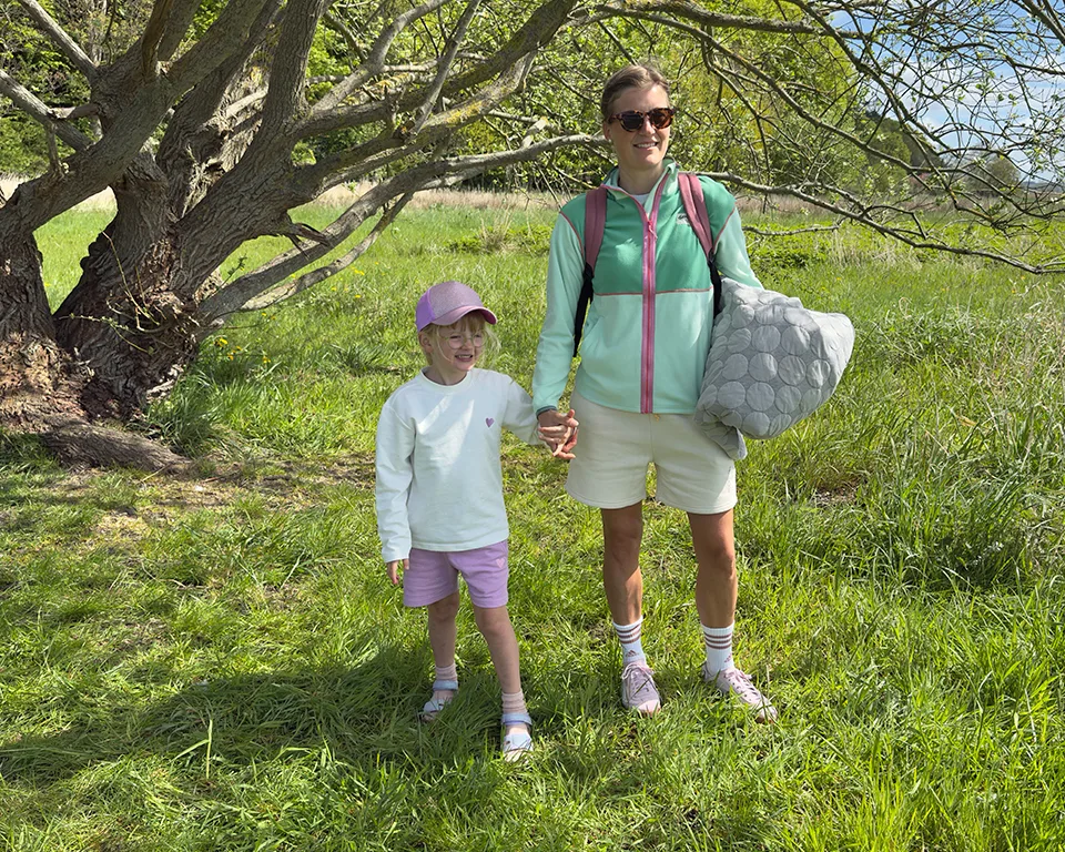 Picnic og lege – sjov i naturen for dig, der er ny - billede