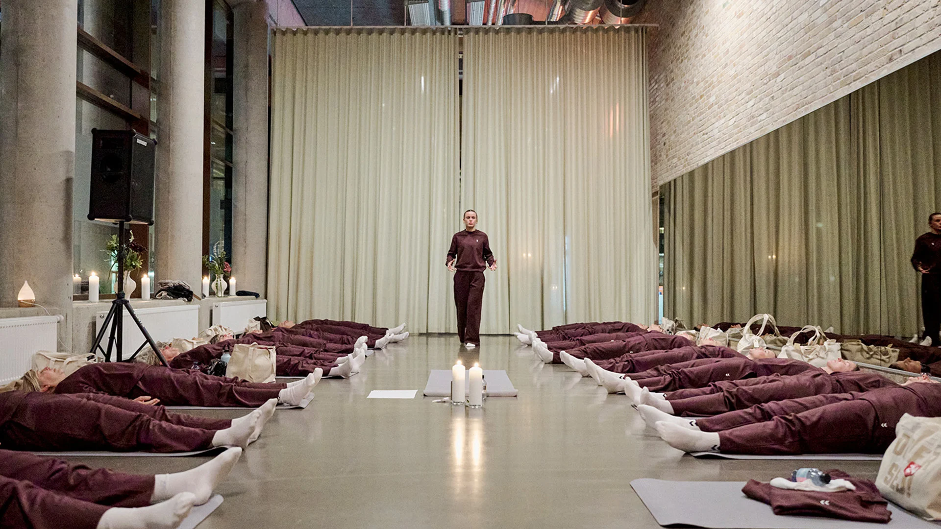 Billede - Tekst og Billede - hummel Breathwork