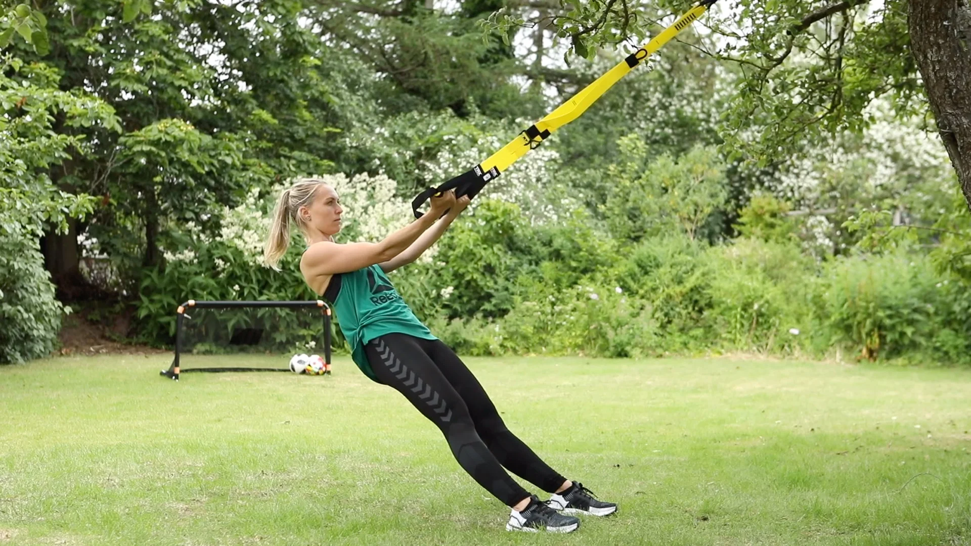 TRÆNING med Julie Bruun: Kom godt i gang med TRX træning