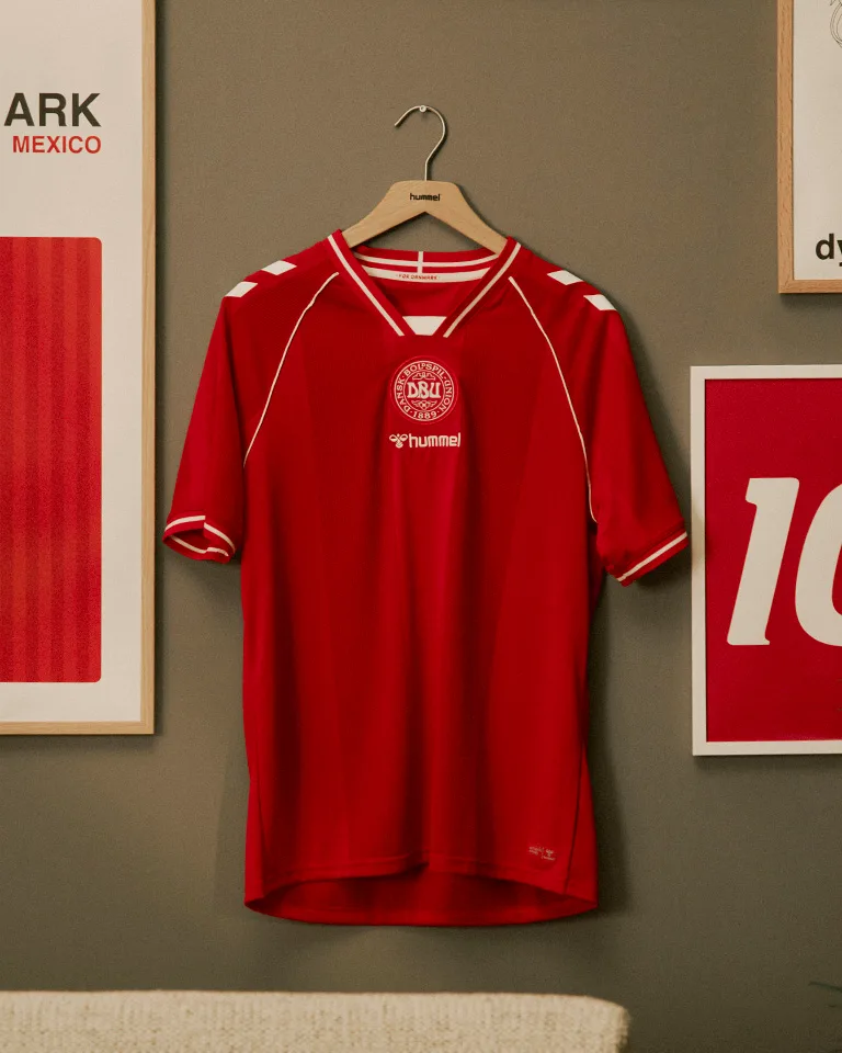 Hero DBU landsholstrøje Q1 2026