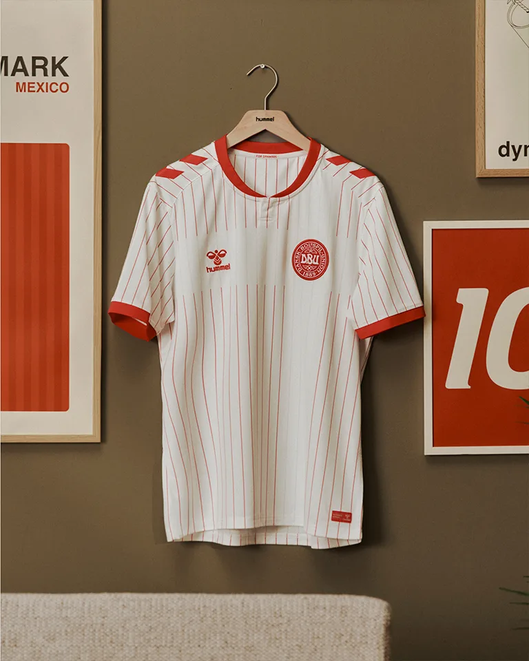 Hero DBU landsholstrøje udebane Q1 2026