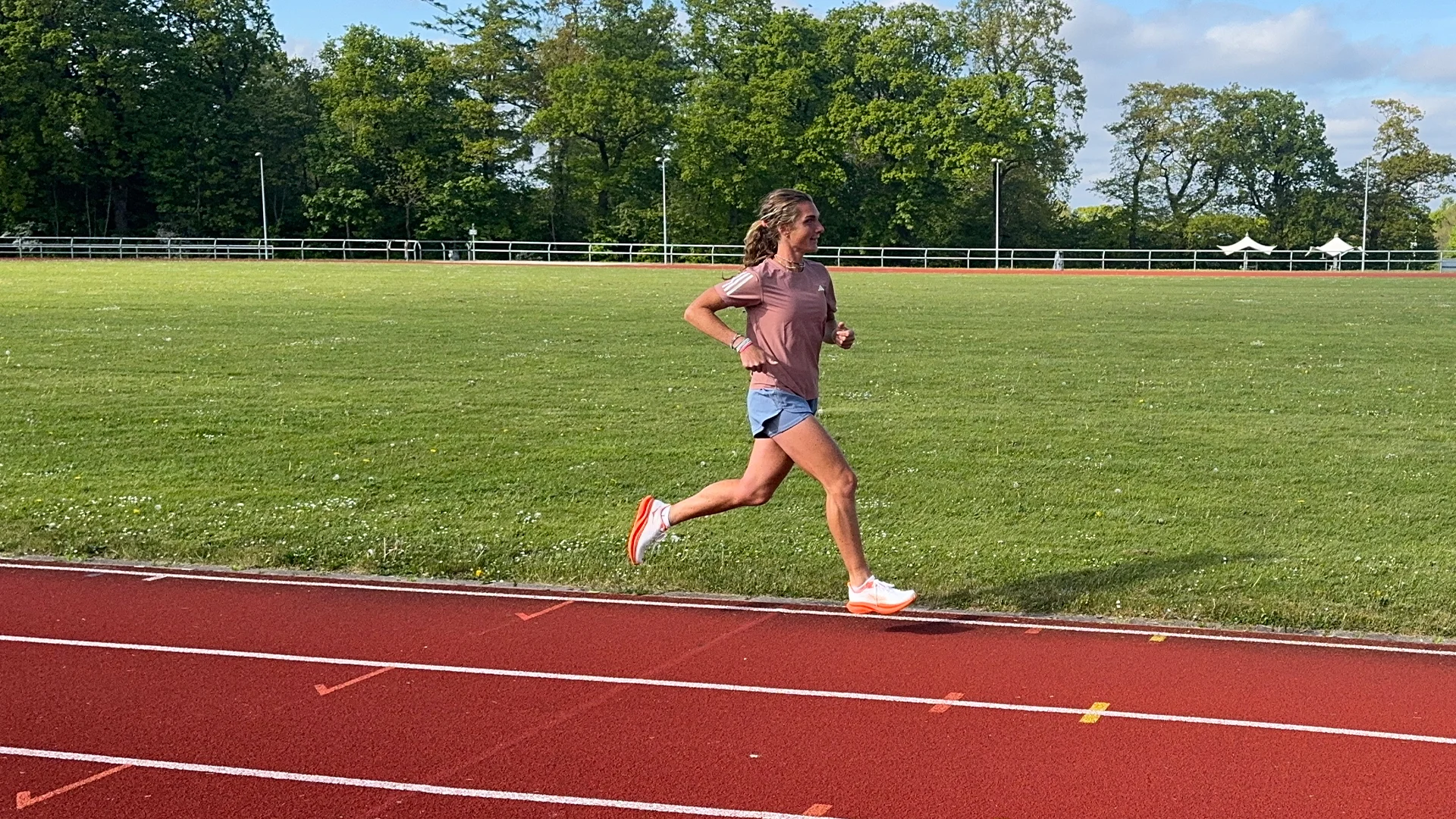 Billede - Tekst og billede - Træning og løbeprogrammer