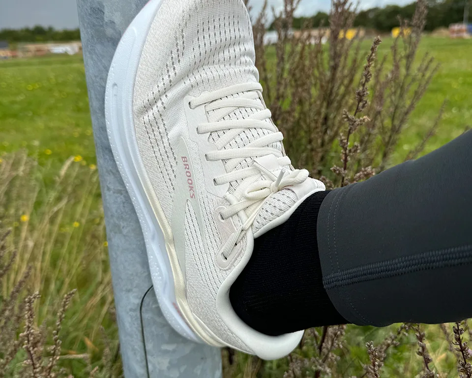 Billede løbesko beige