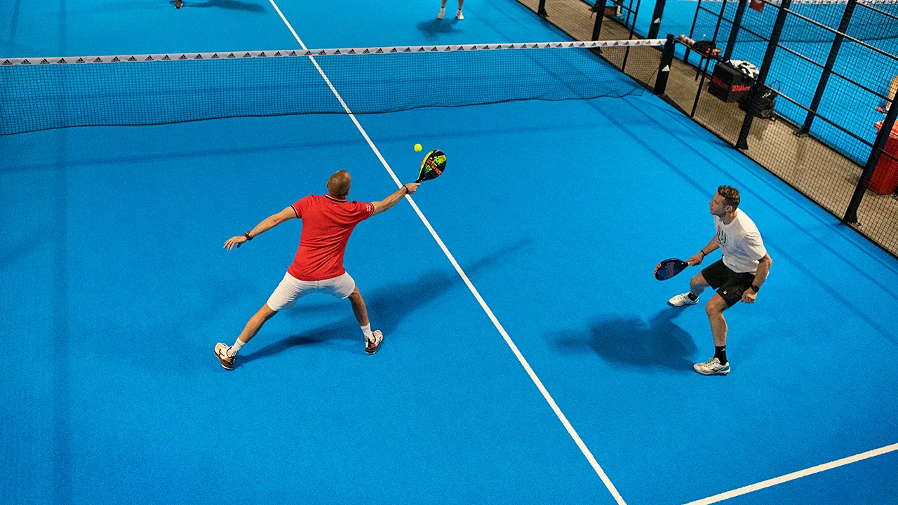 Pade-tennis. Hvad er det, og hvorfor skal du begynde.