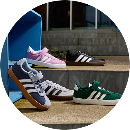 Shop sneakers navibanner