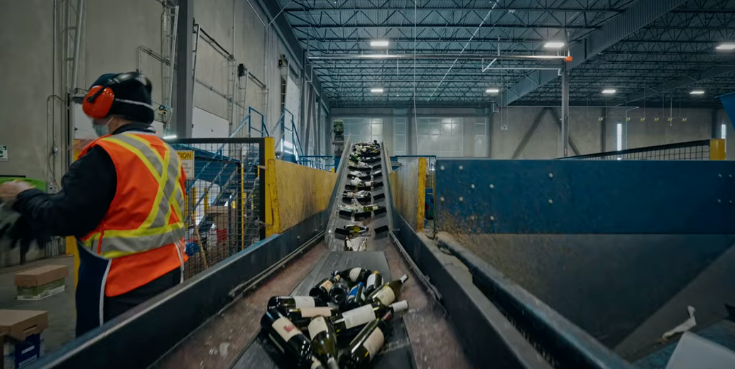 Video 3: Handling & Sorting Empty Containers