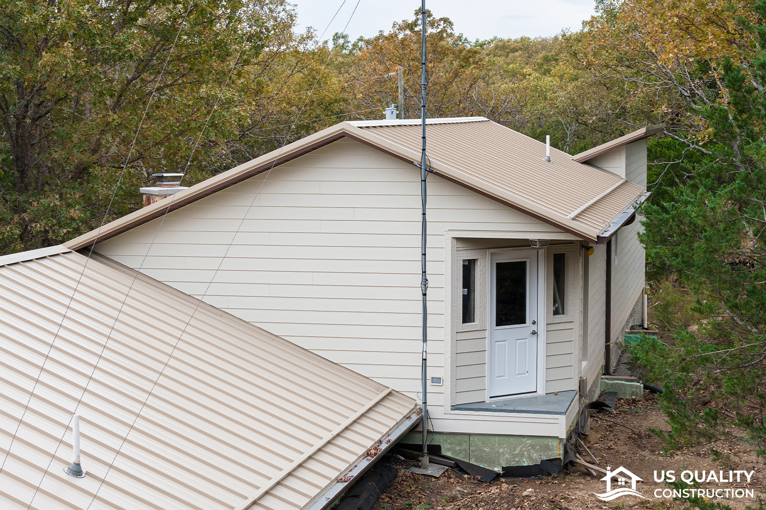 Siding, Gutters, & Roof Replacement