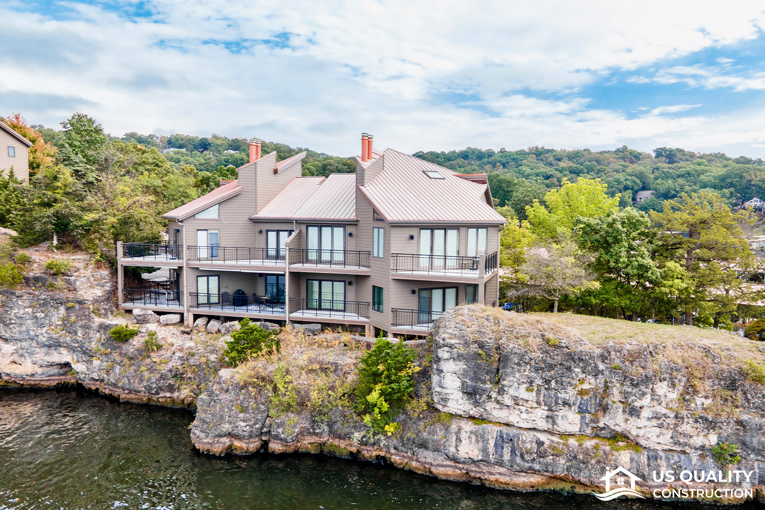 Complete Condo Complex Siding Replacement