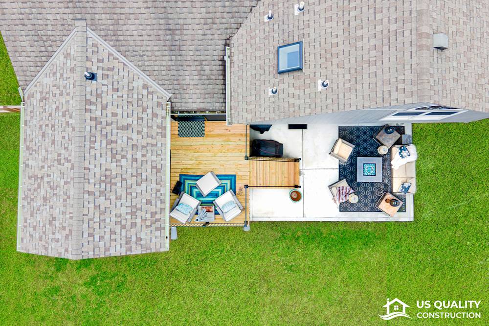 Custom 3 Season Room & Deck Design