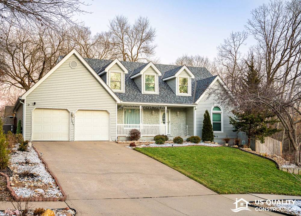 Siding & Roofing Replacement