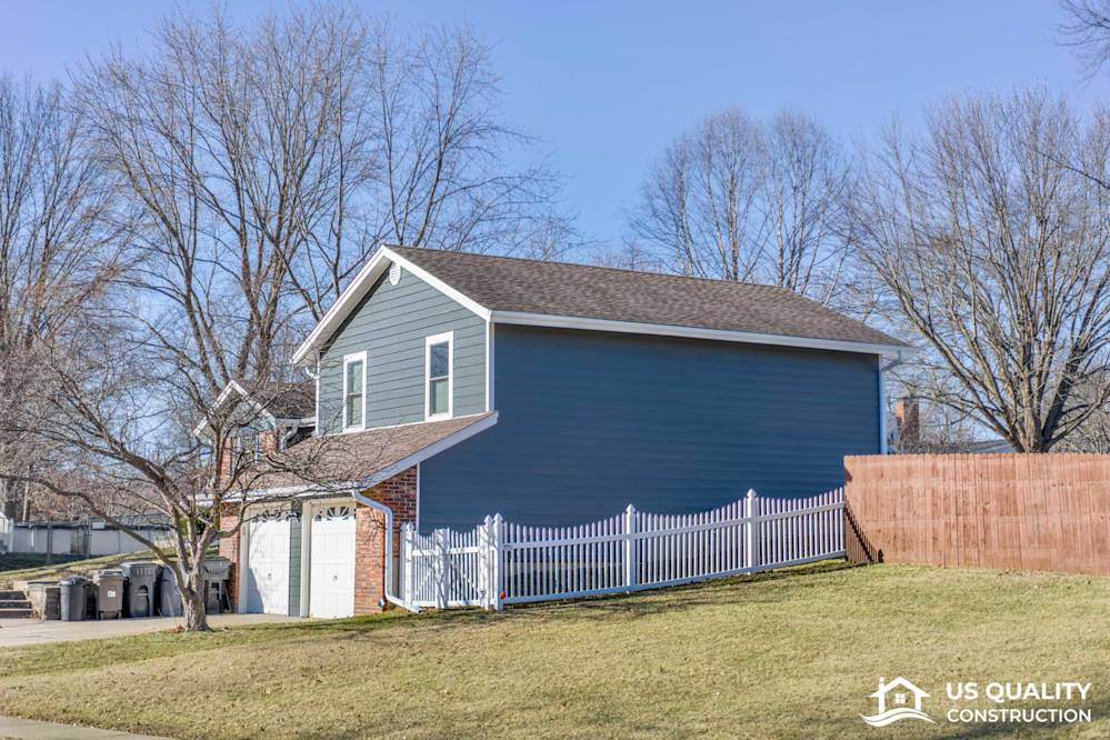 Siding, Soffit, Fascia & Gutters
