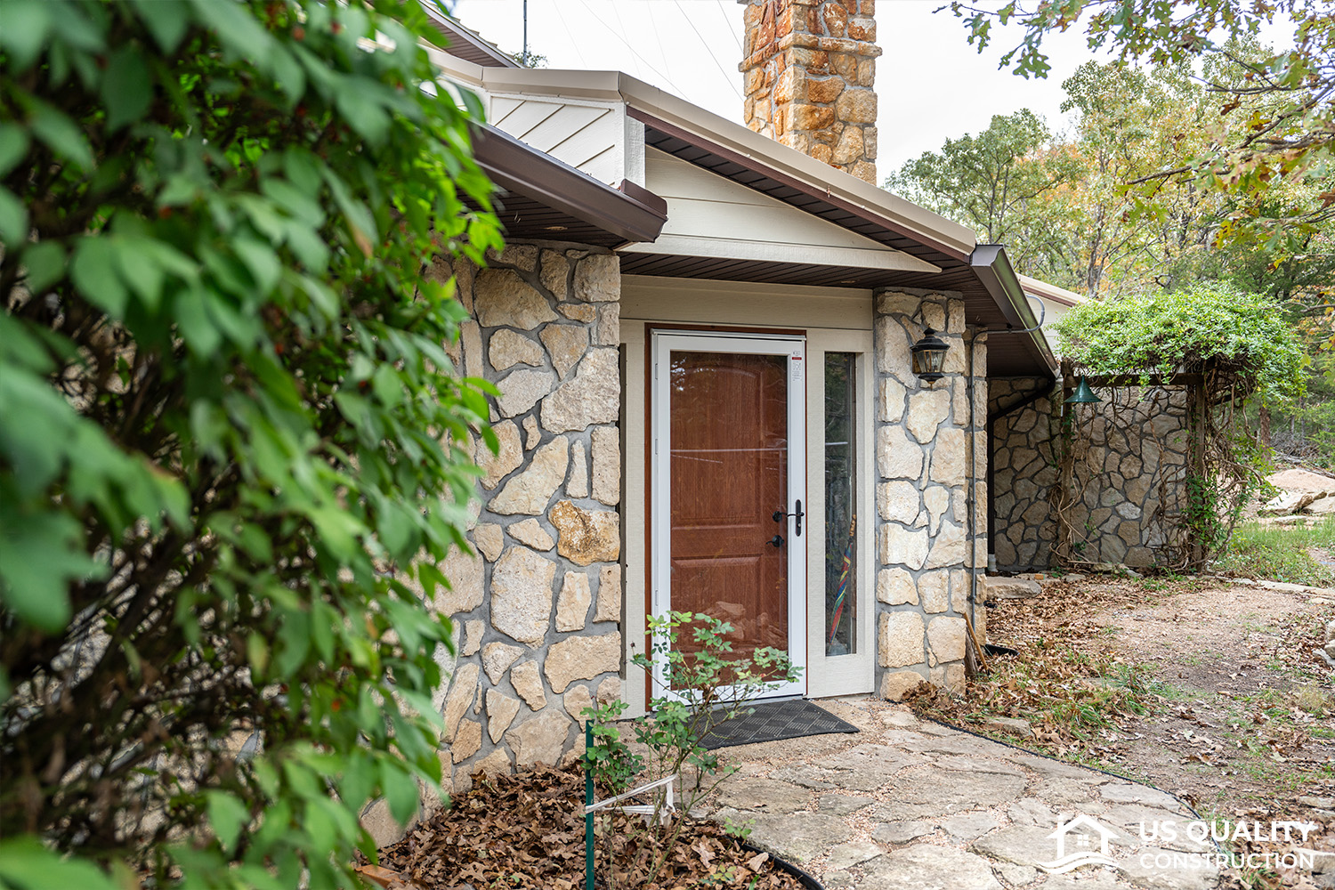 Siding, Gutters, & Roof Replacement