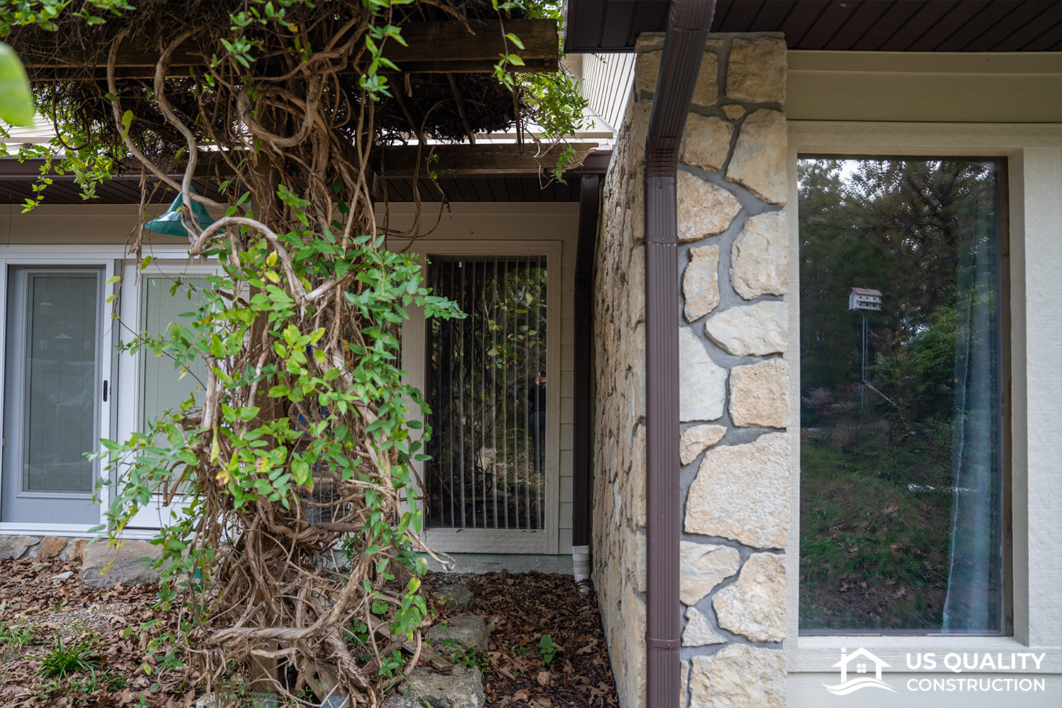 Siding, Gutters, & Roof Replacement