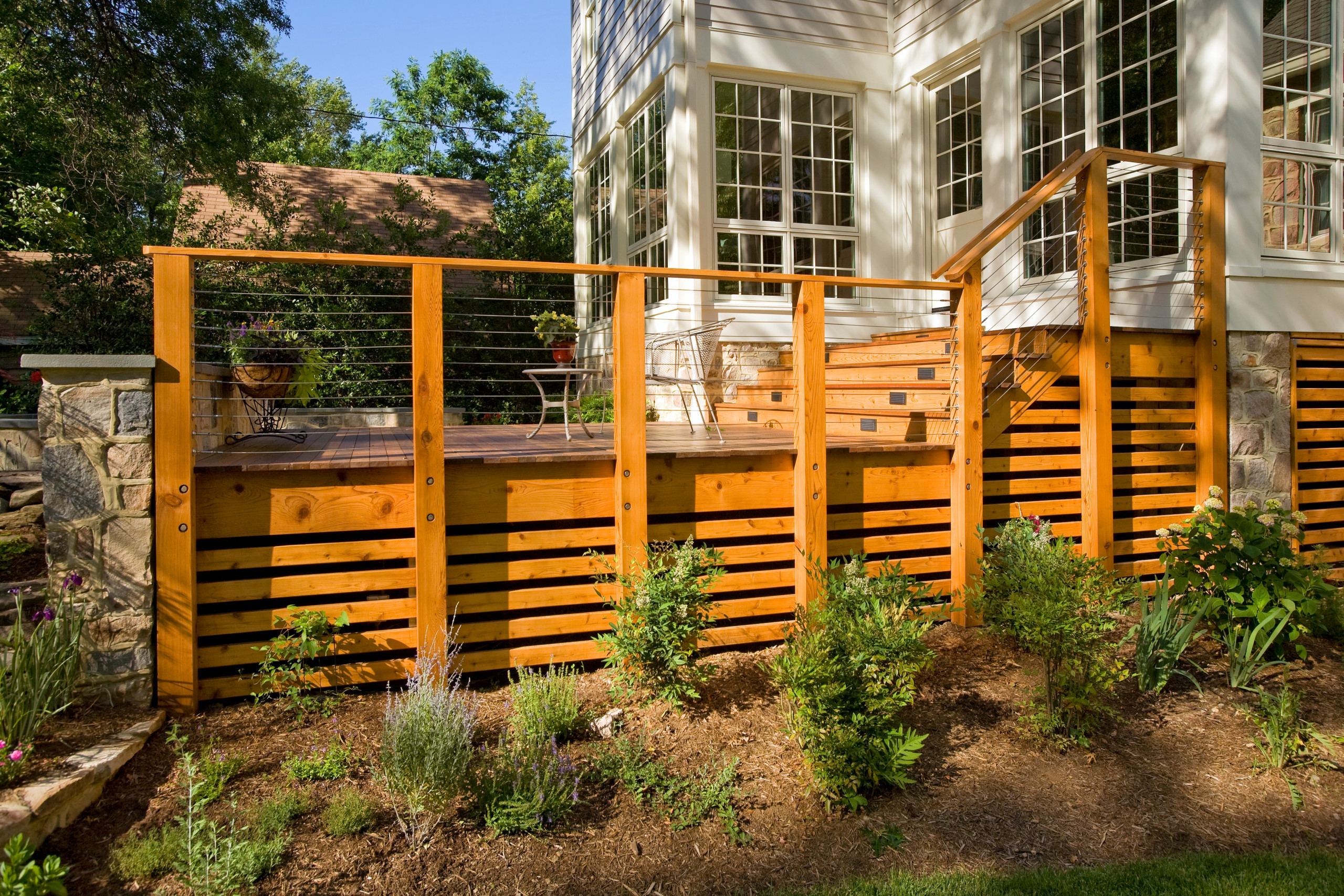 Decorative Deck Skirting: Elevate Your Outdoor Aesthetic