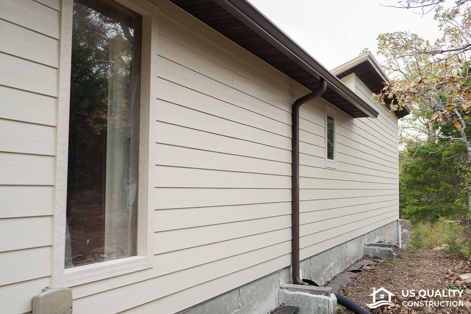 Siding, Gutters, & Roof Replacement