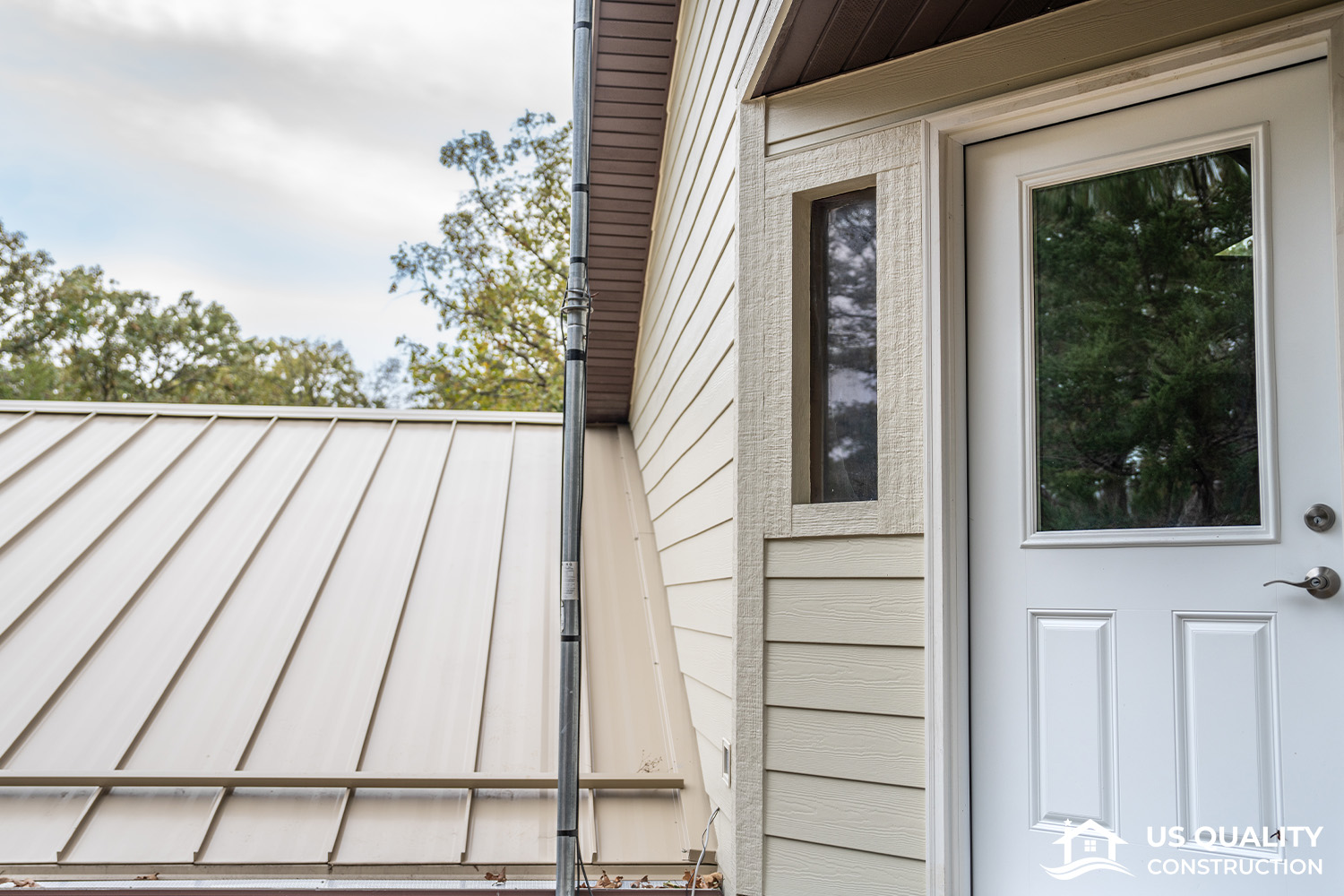 Siding, Gutters, & Roof Replacement