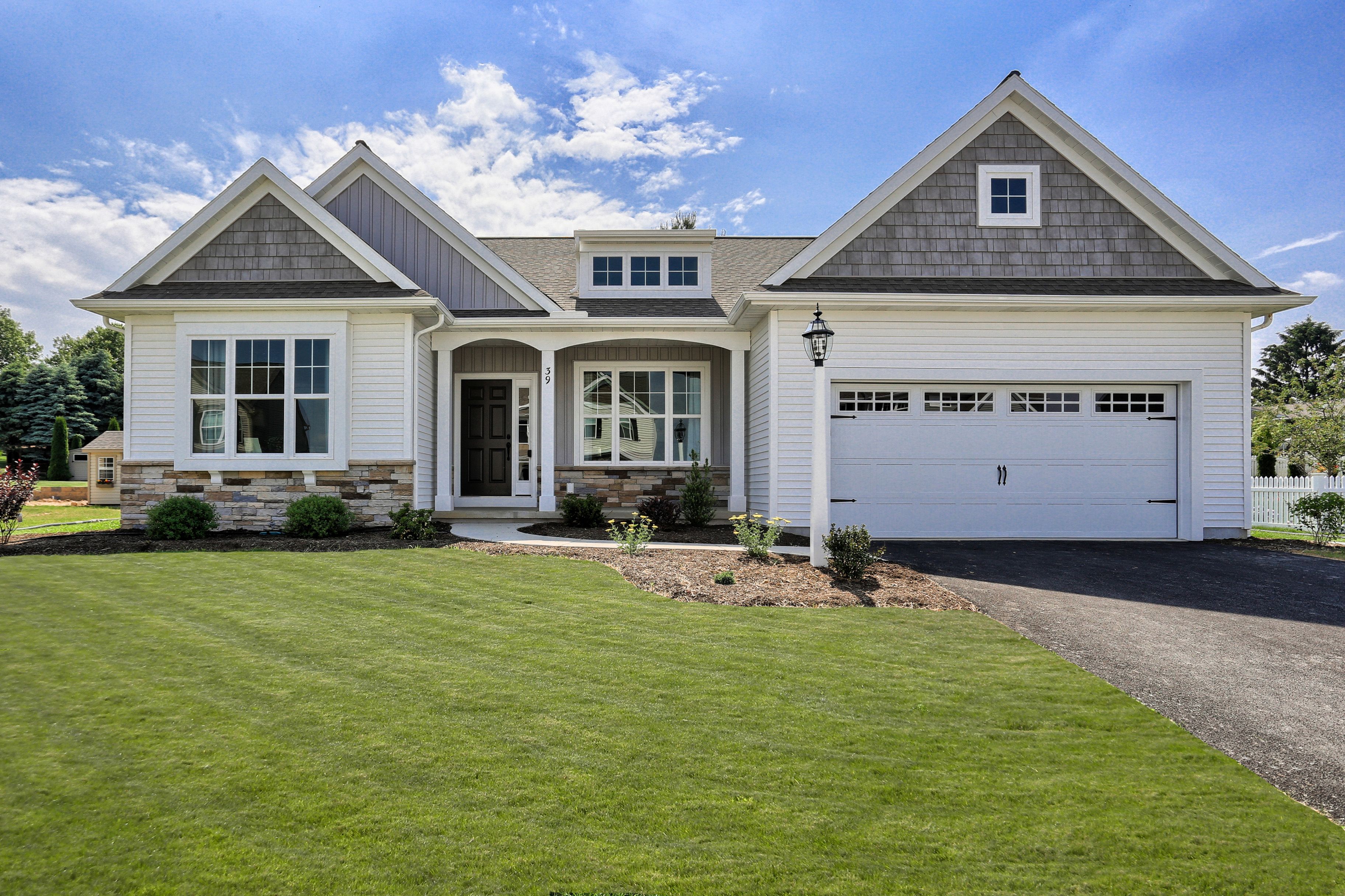 Homeowner’s Guide To Choosing The Best Exterior Contractor (2023)