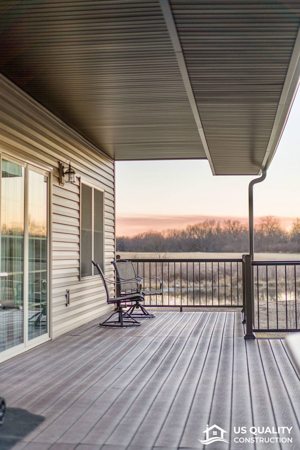 Vinyl Siding, Trim, Soffit & Gutters
