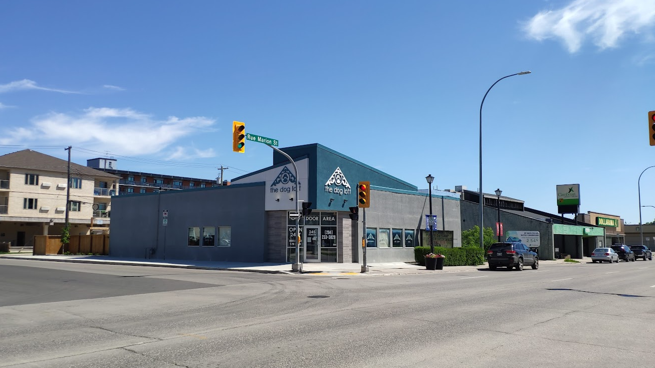 Stand alone retail space in the heart of St. Boniface.