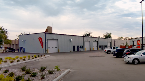 Available Now – Small Bay Industrial in a Prime Location