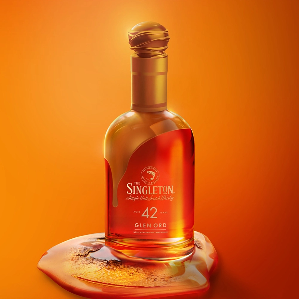 A bottle of Singleton 42 coloured burgundy red with gold accents