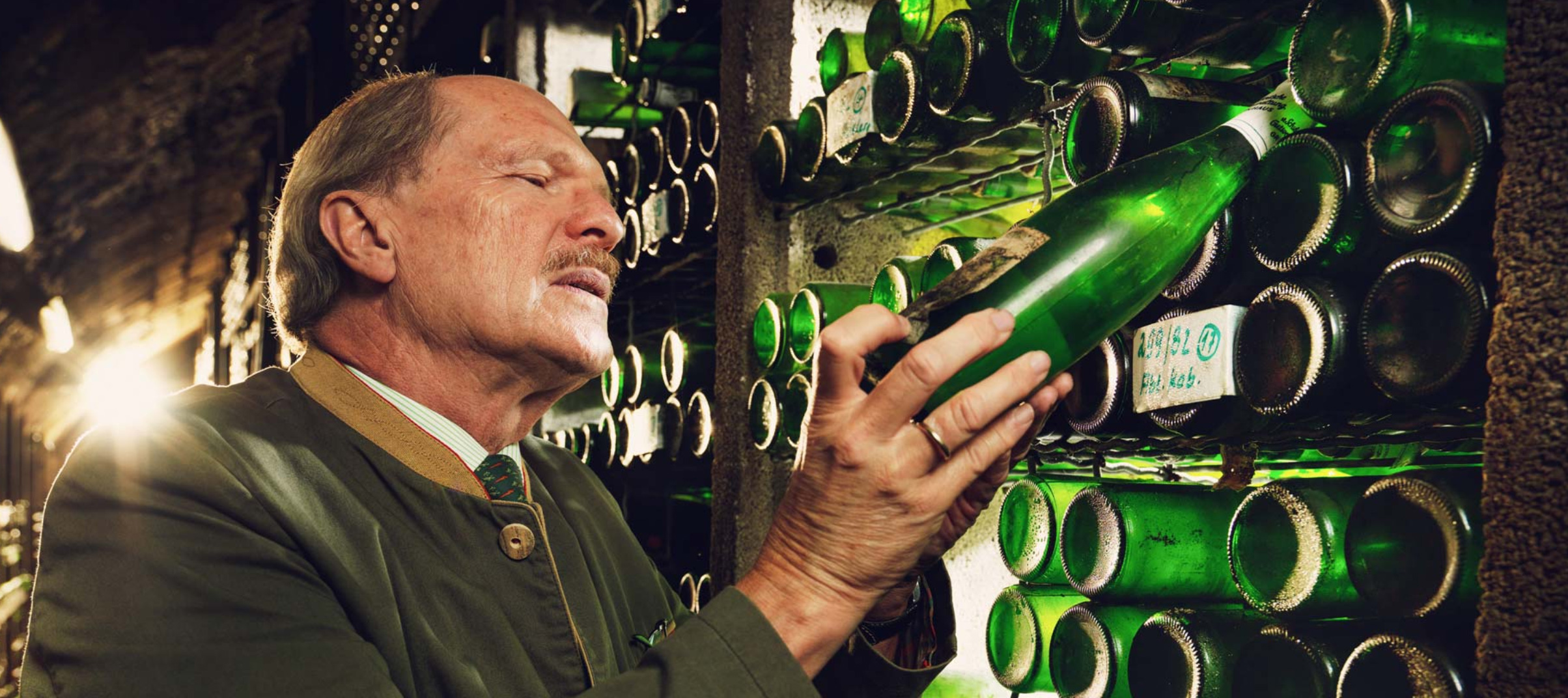 A person storing German wines