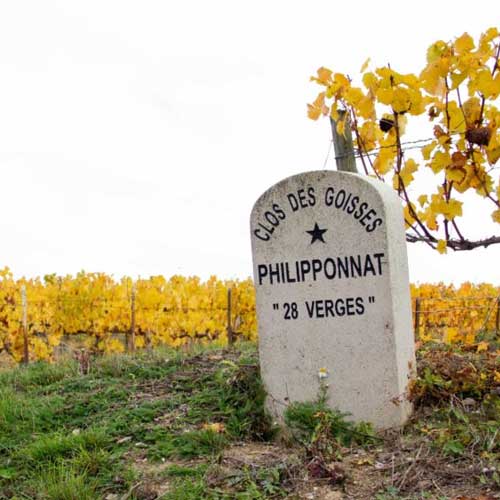A stone sign for Clos de Gloisses