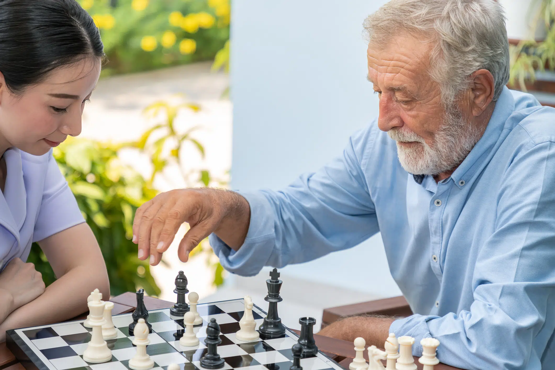 Actividades para Personas con Alzheimer: Ejercicios y Juegos para Mejorar su Bienestar