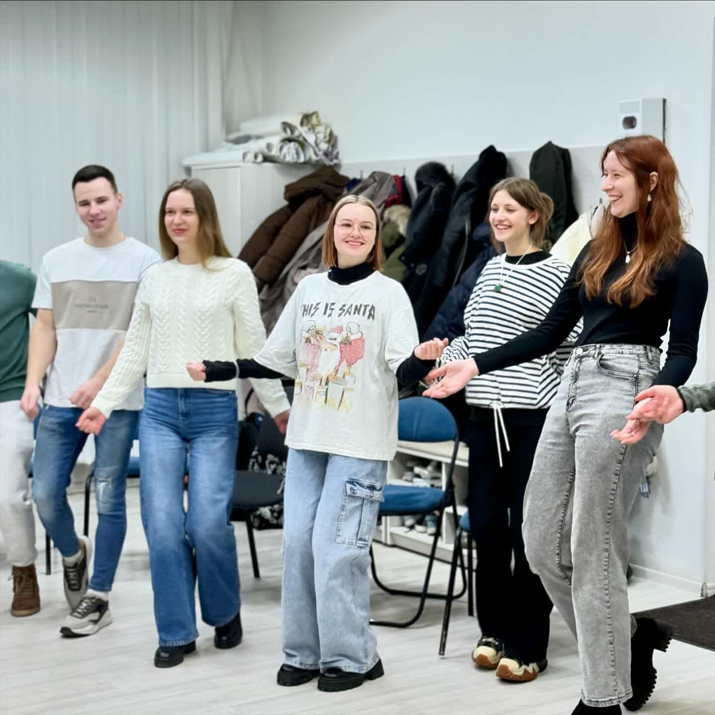 lightenglishvitebsk 429797751 18344369053100010 1972215768209387773 n