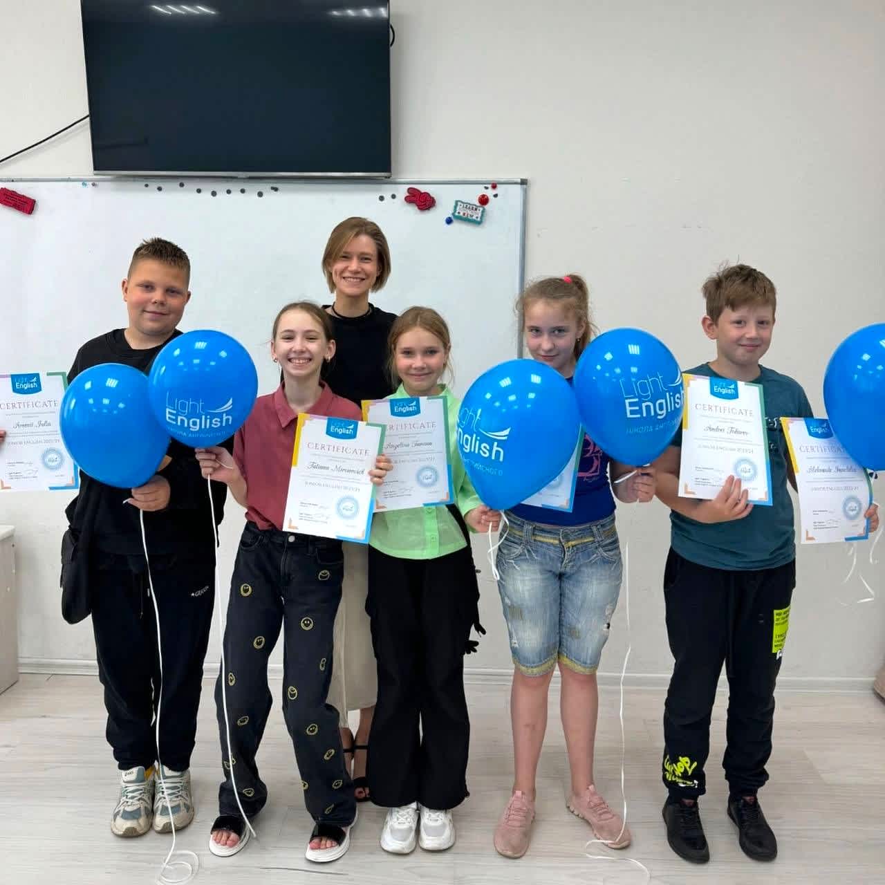 Выпускники группы JUNIOR ENGLISH