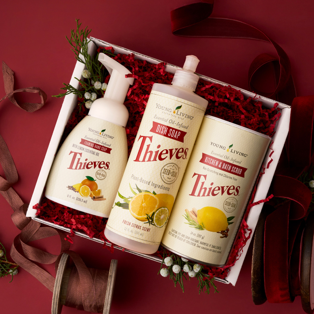 Thieves® Home Gift Set | Mother Nature's Best Clean