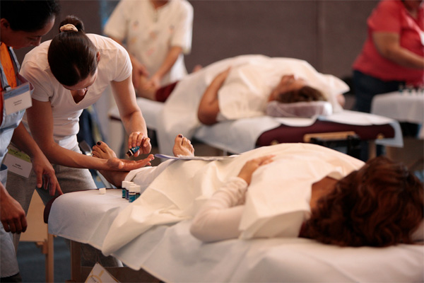 Raindrop Technique | Young Living Essential Oils