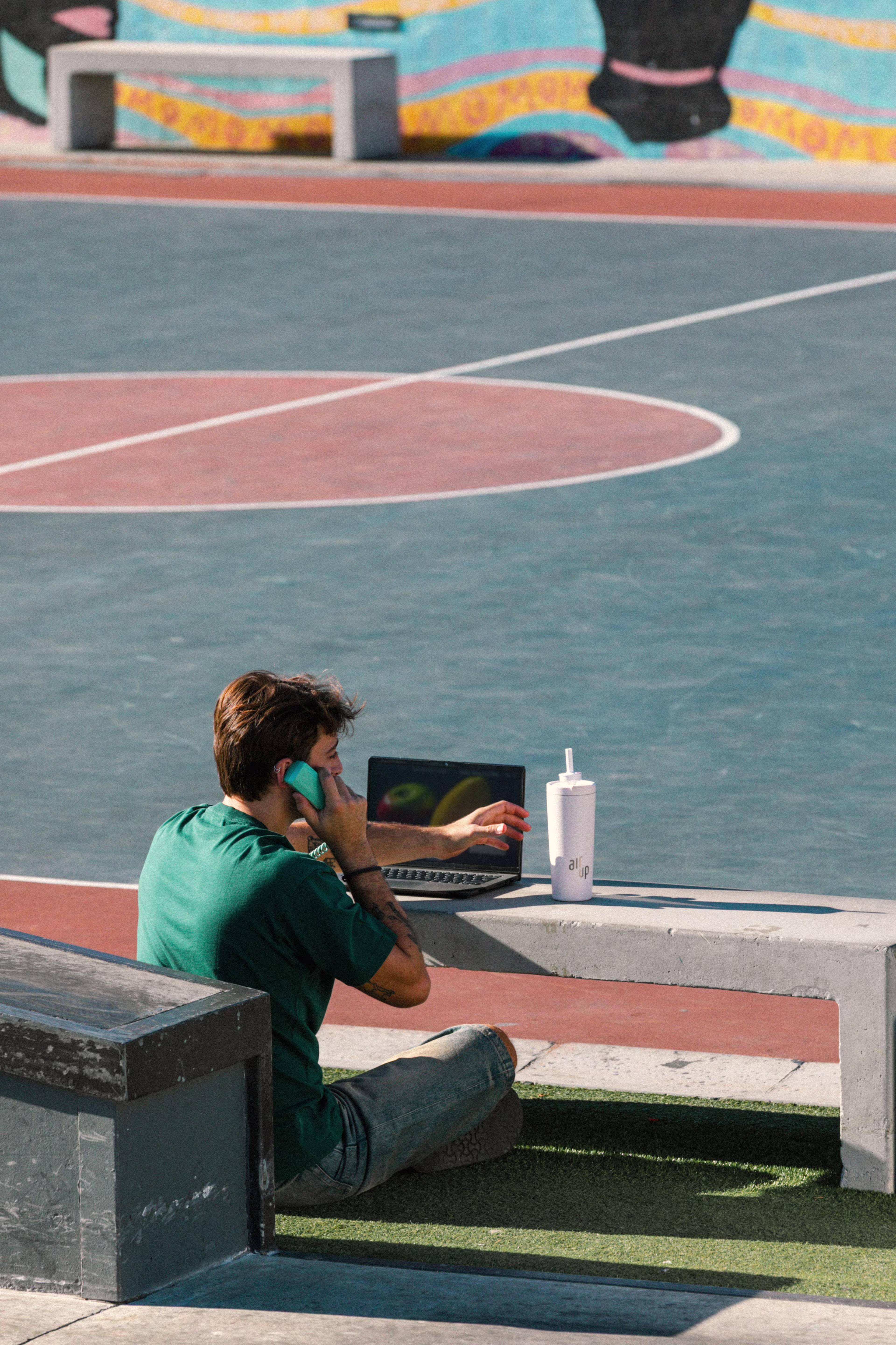 Campaign Page - Sale - Hero - Mobile