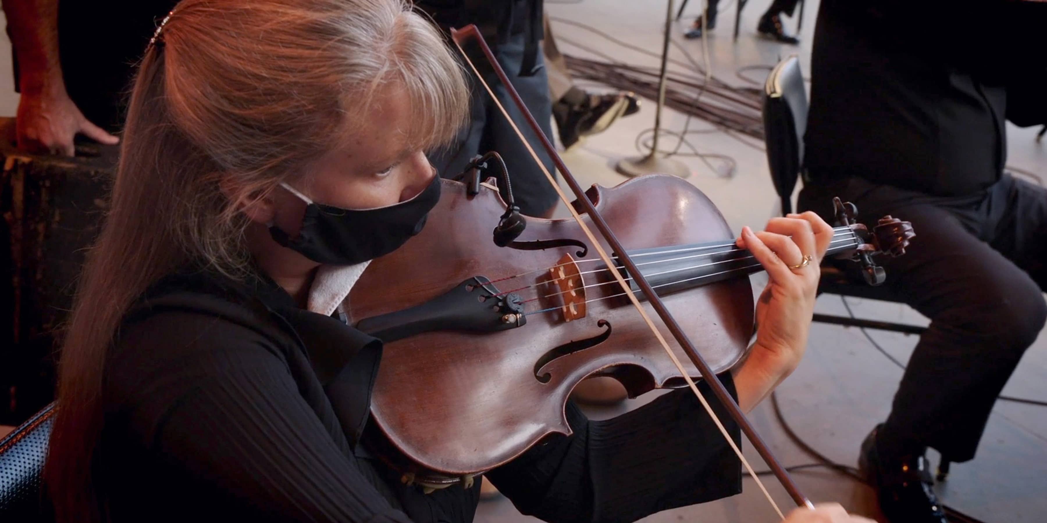Los Angeles Philharmonic violist Leticia Oaks Strong during a SOUND/STAGE recording session.