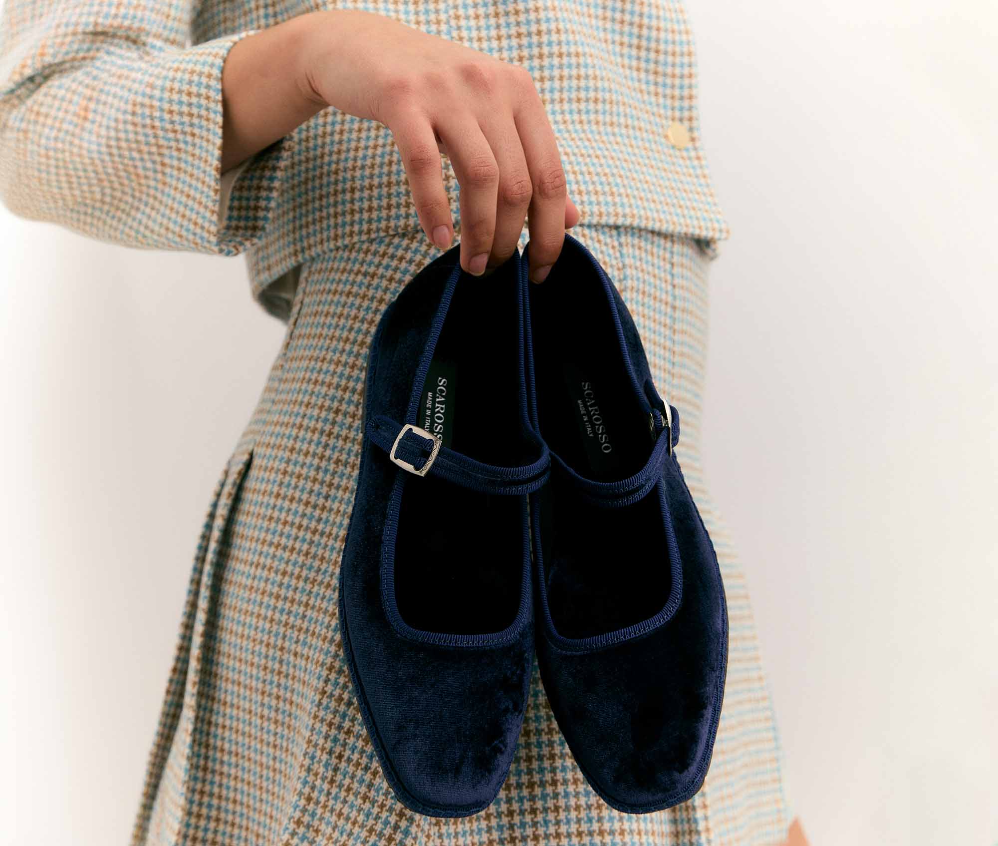 サンダル・ミュール SCAROSSO SS21 Giorgina Nera (GIORGINAMULEBLACALF) Giorgina Black Mules for Women | Scarosso®