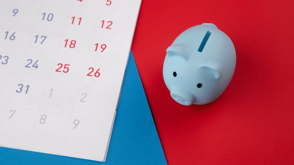 hero-homepage-piggy-bank-calendar-payment-holidays.jpg