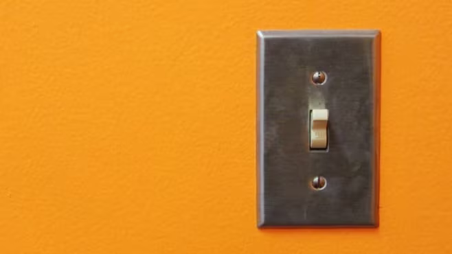 hero-homepage-tip-energy-big-light-switch-orange-4-nov-2020.jpg