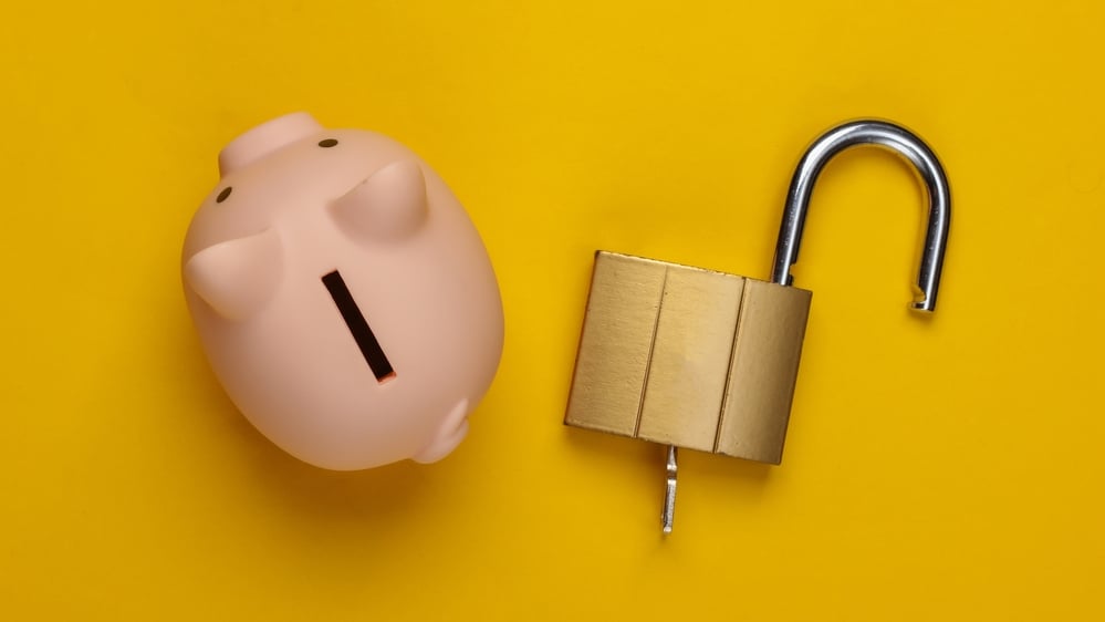 hero-homepage-piggy-bank-banking-savings-lock-padlock-fixed.jpg