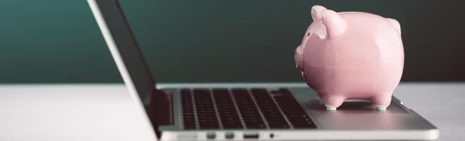 banner-team-blog-moneysavingidiot-piggy-bank-laptop