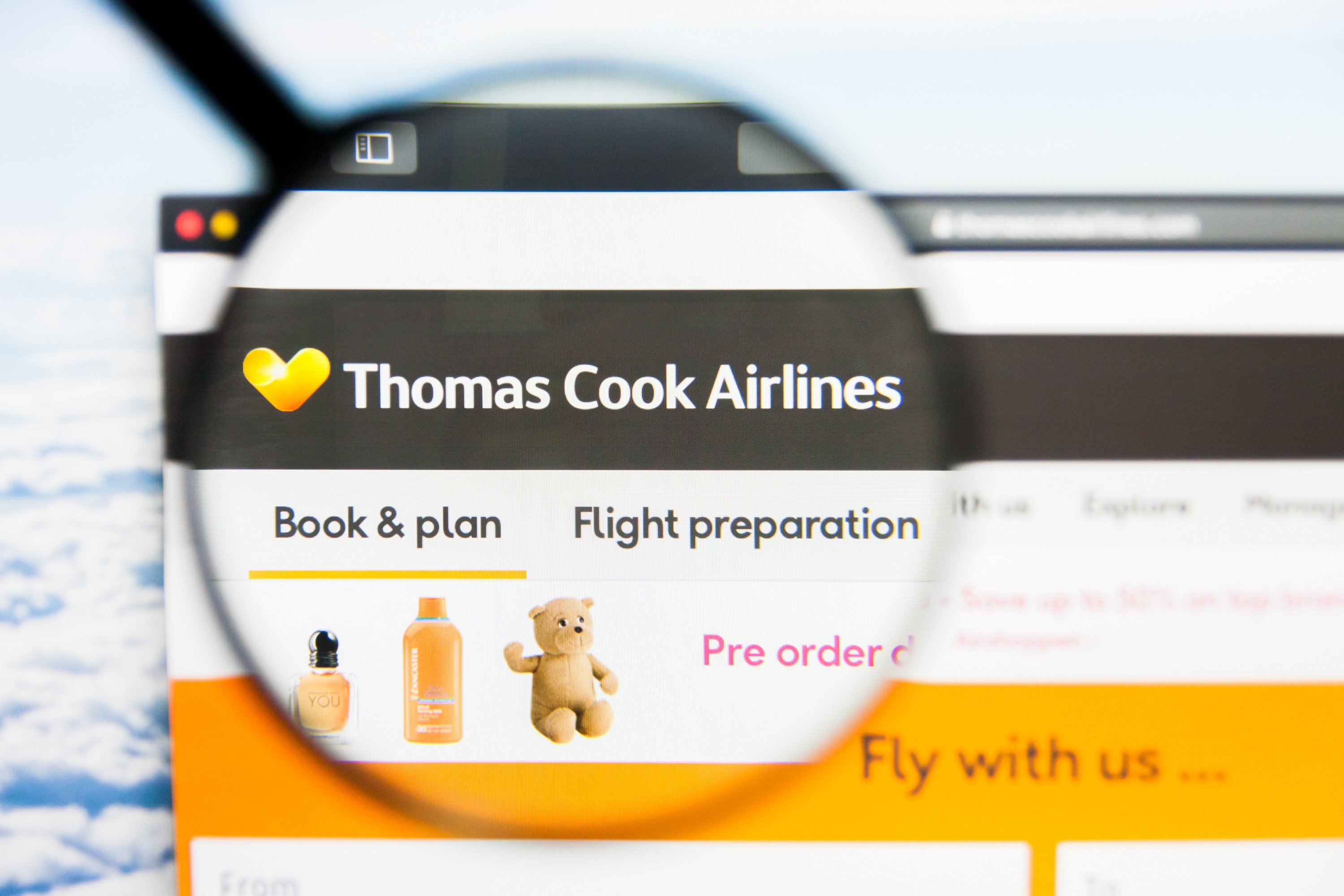 hero-thomas-cook-airlines.jpg