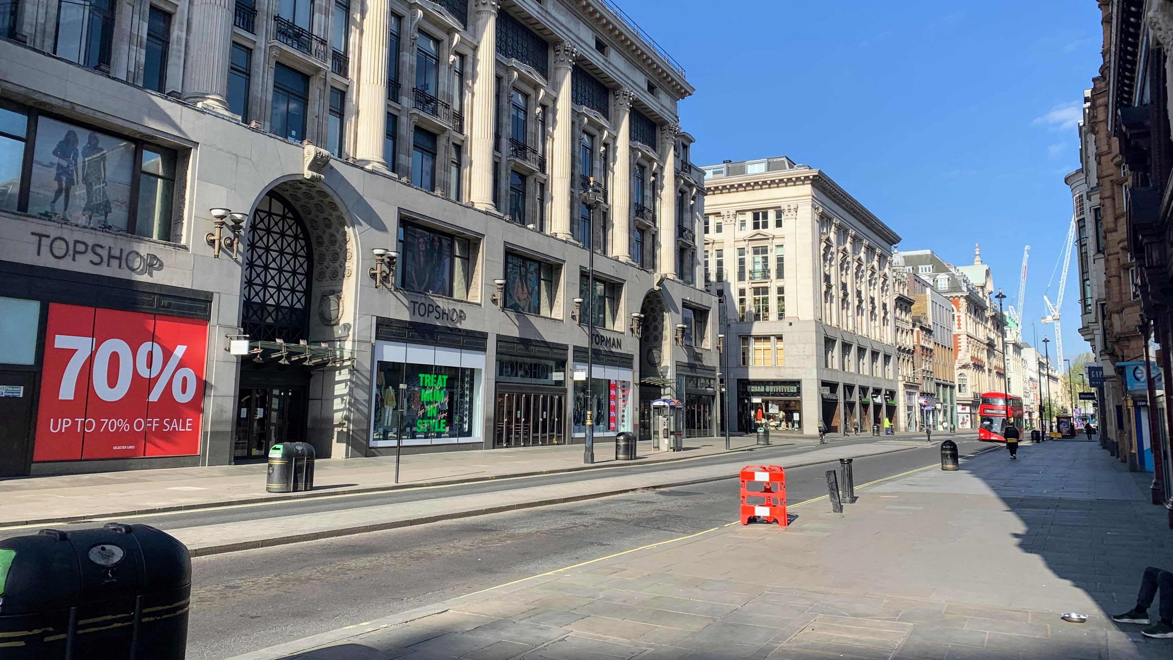 hero-homepage-coronavirus-covid-19-oxford-circus-london-empty.jpg