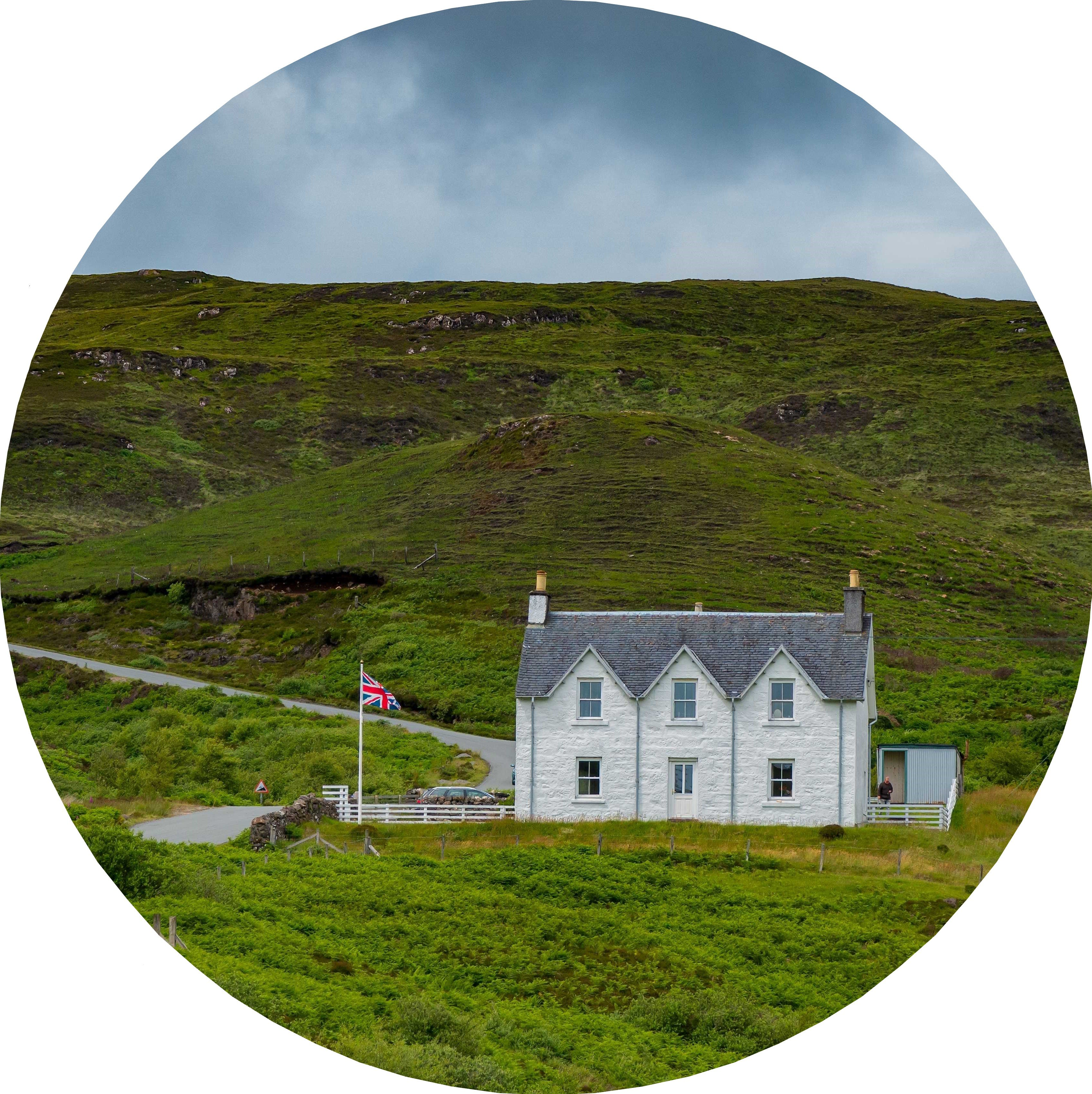 House_in_Scotland_circle.jpg